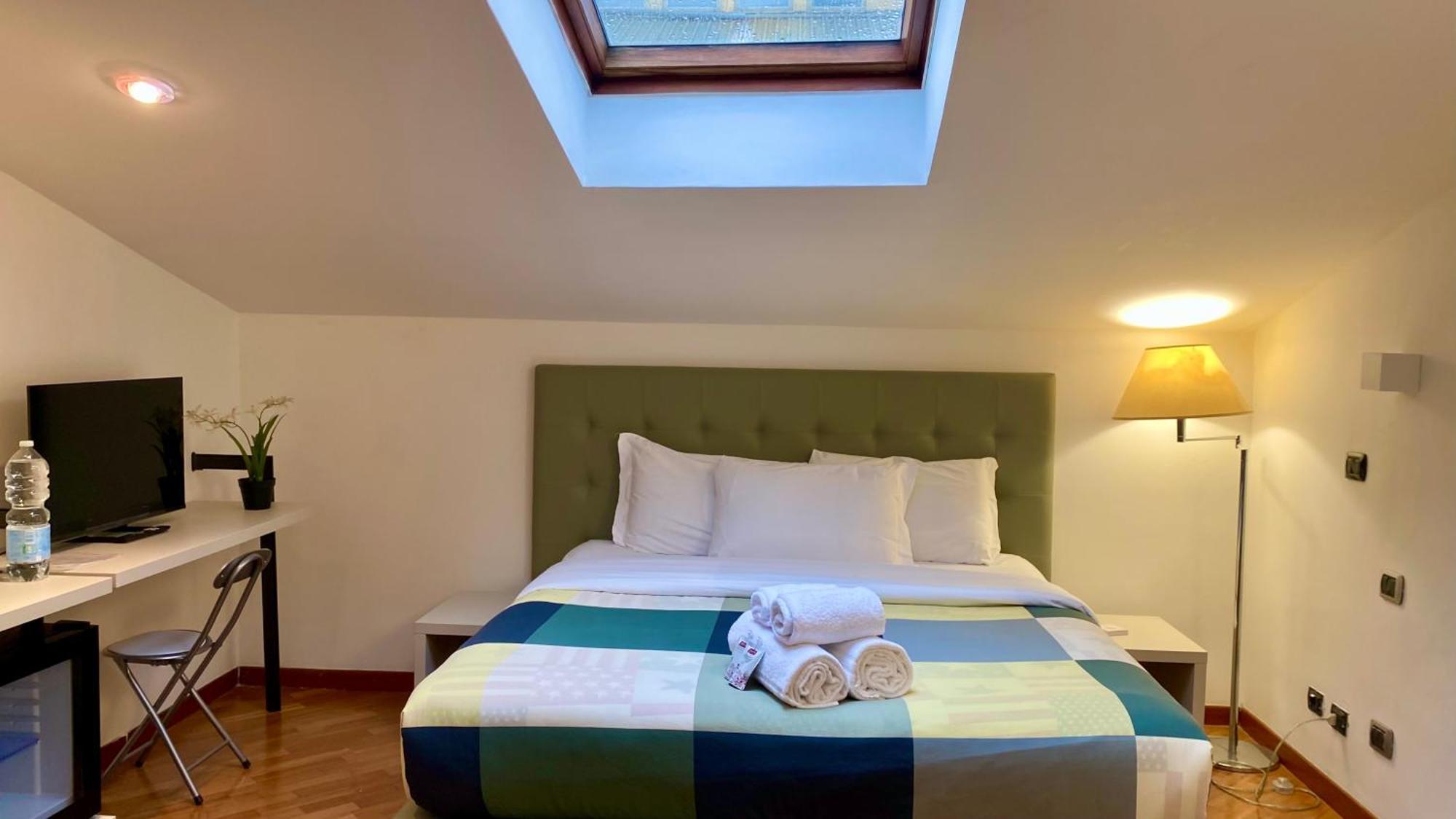 Attic Garden Hotel Rome Bagian luar foto