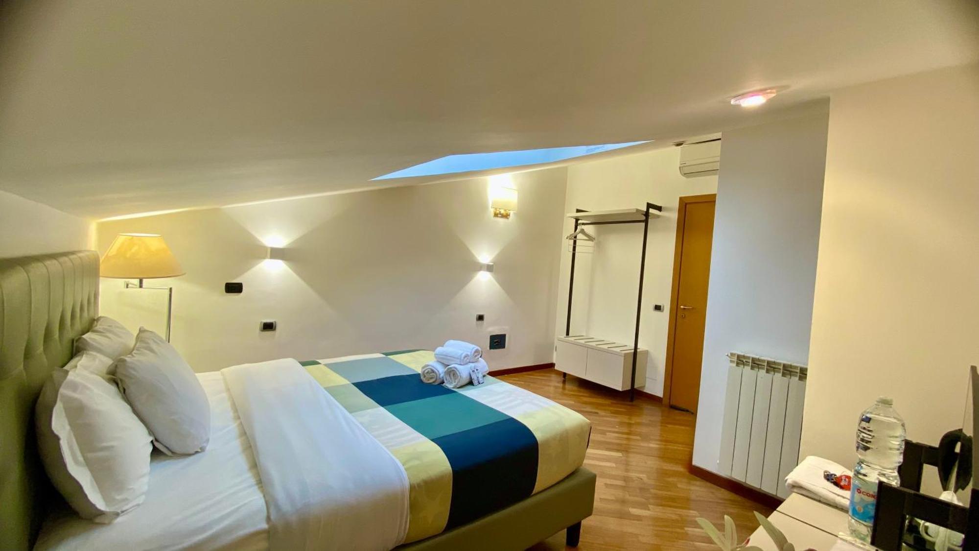 Attic Garden Hotel Rome Bagian luar foto